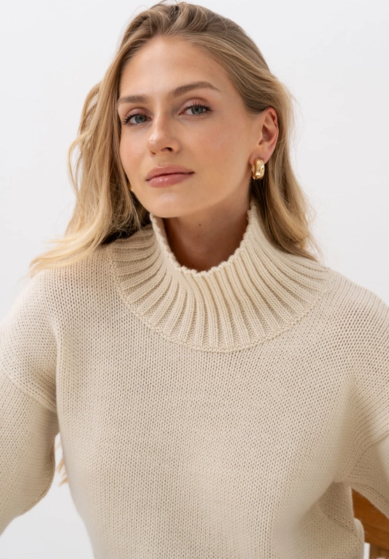 BELLA5.jpg